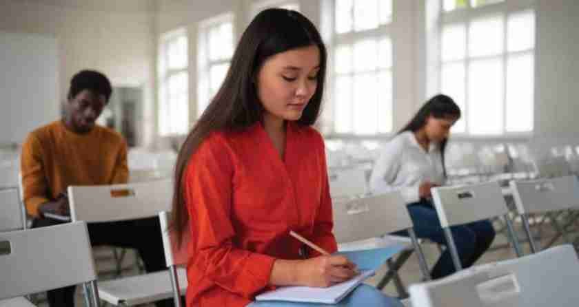  Build a Strong Grammar & Vocabulary Base